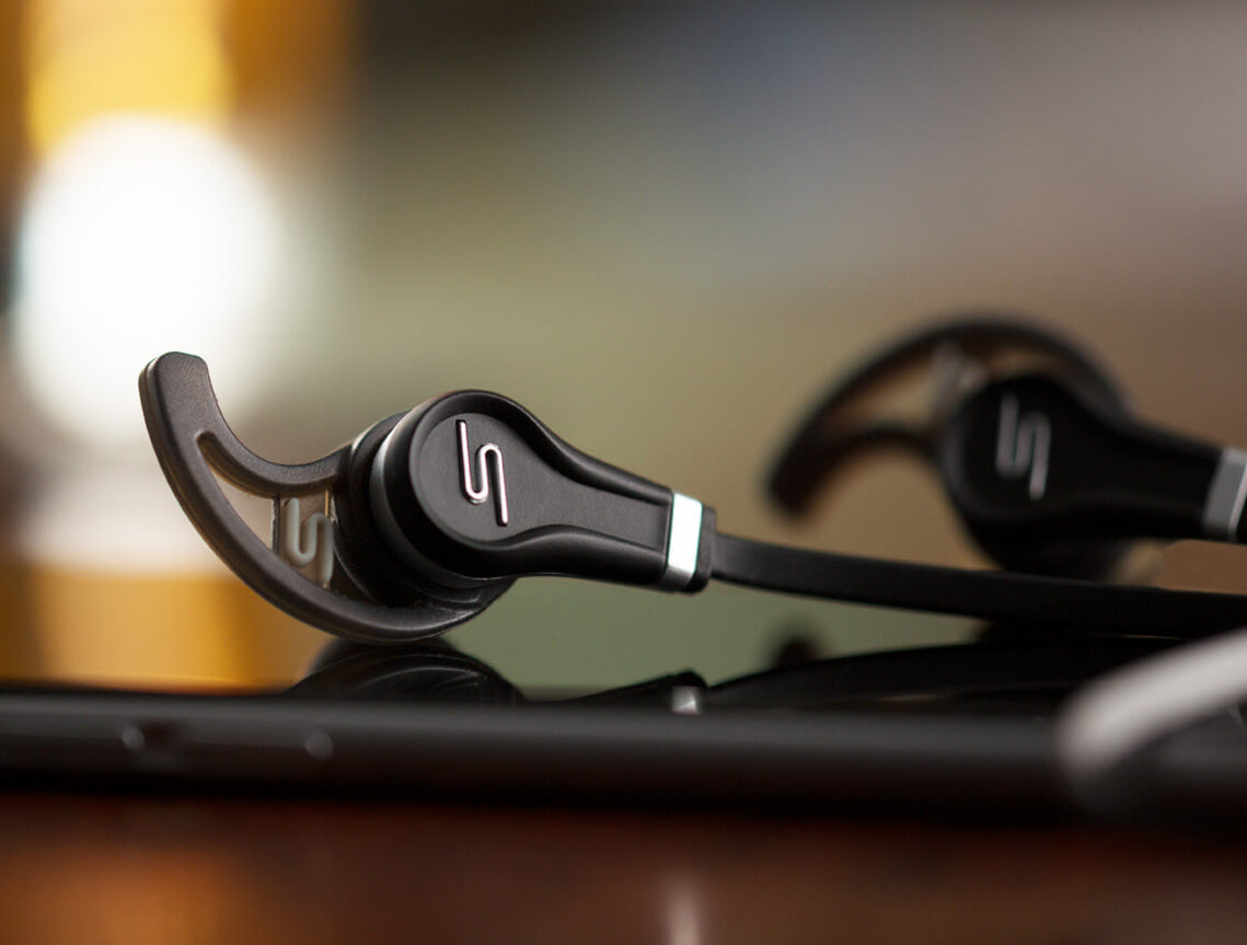 Sport earbuds wired top
